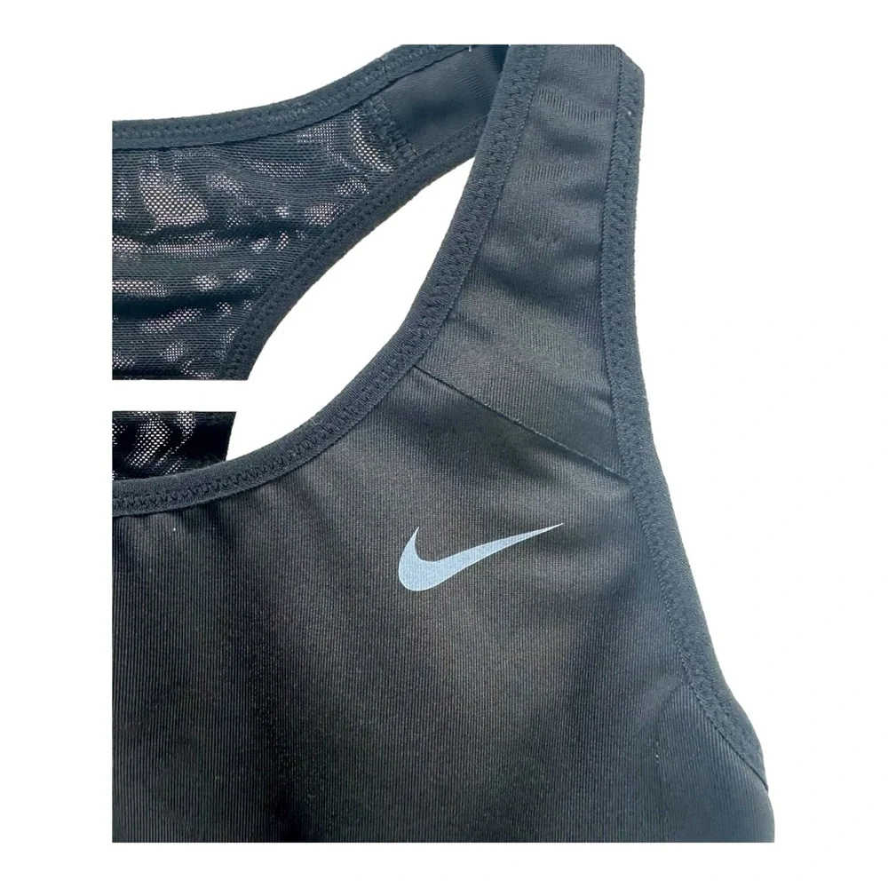 NIKE Women’s S Small Black Sports Bra Fitness Yoga Athleisure Dri Fit Workout